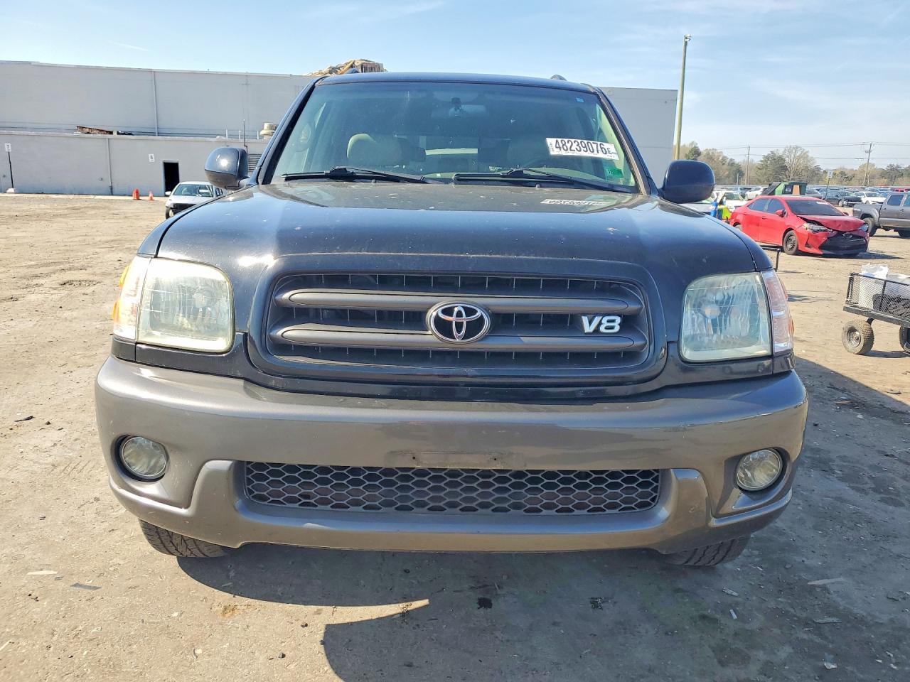 2004 TOYOTA Sequoia