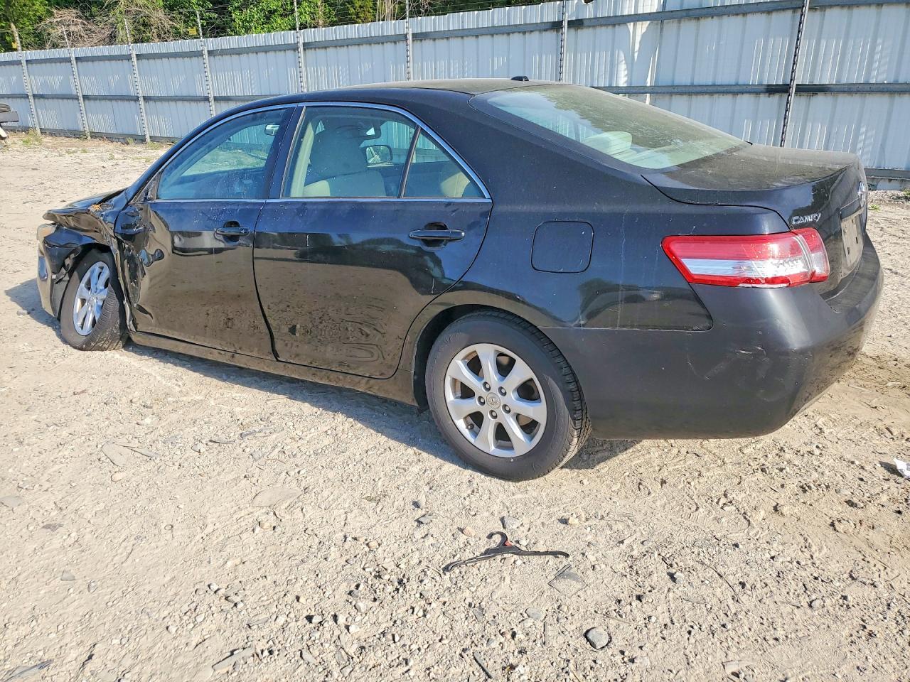 2010 TOYOTA CAMRY