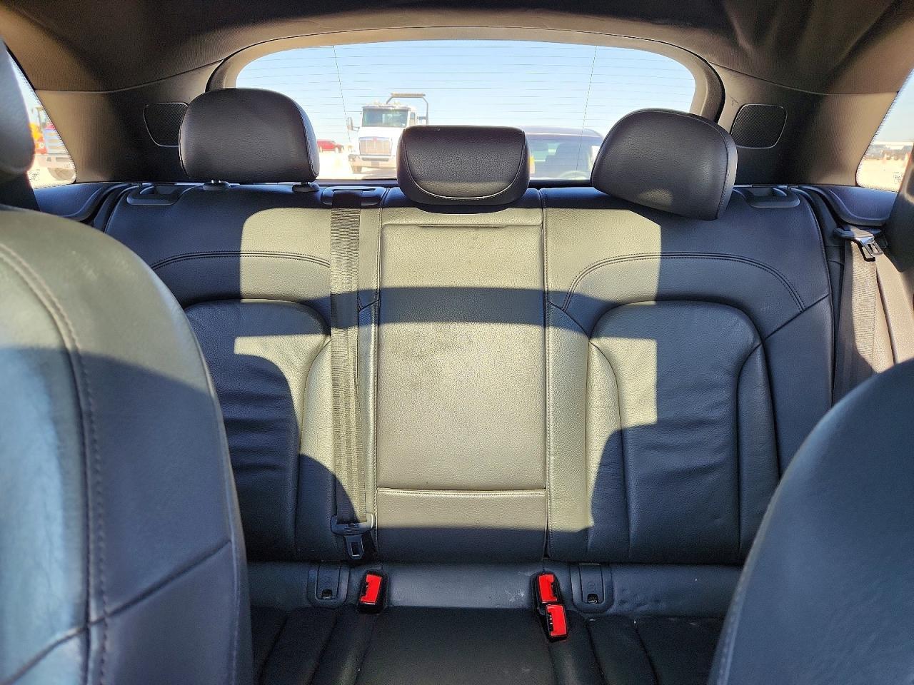 2015 AUDI Q3