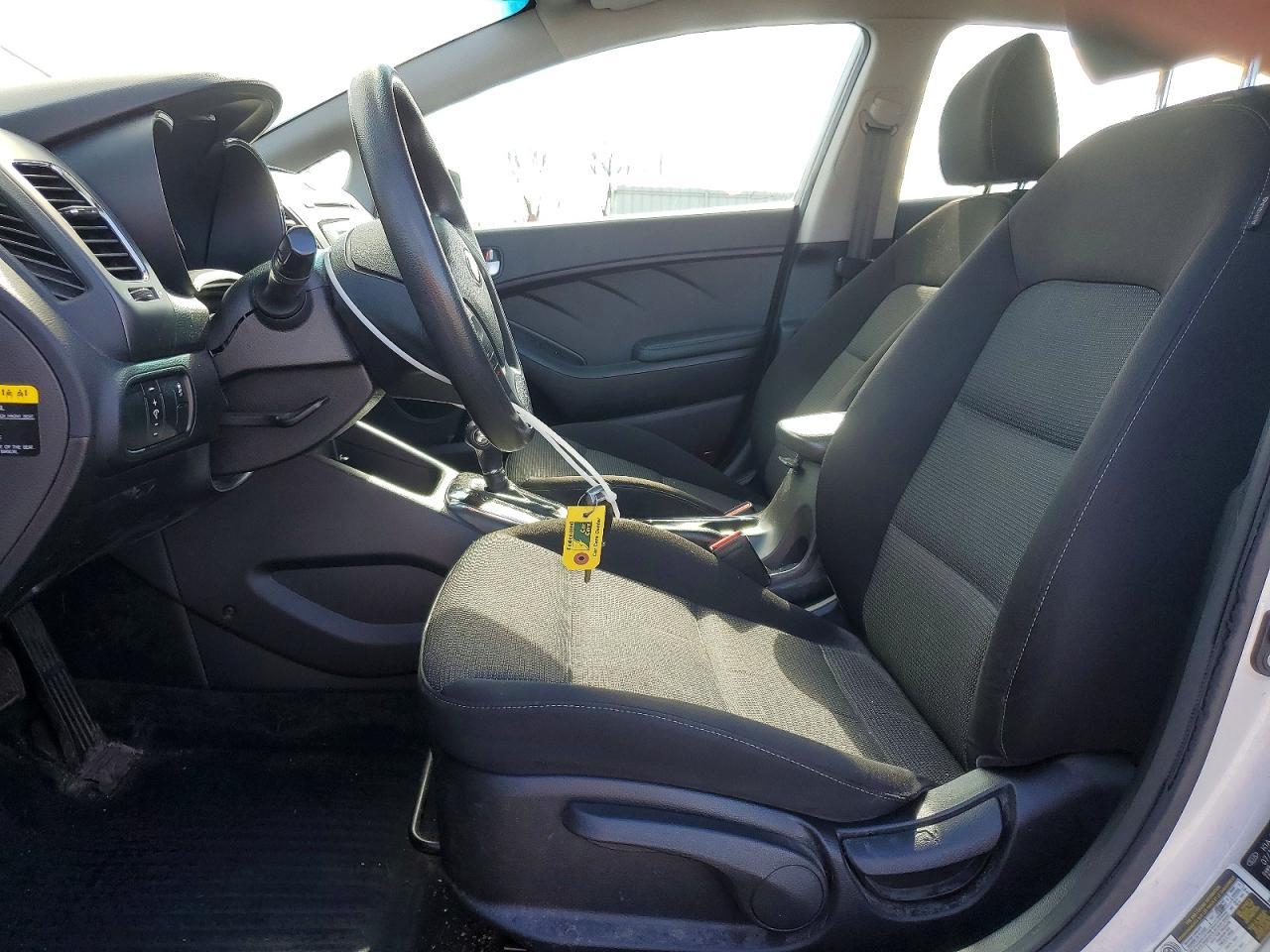 2017 KIA FORTE