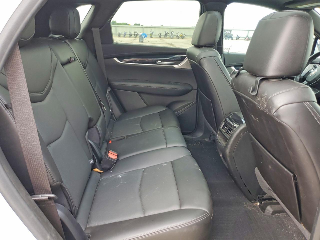 2024 CADILLAC XT5