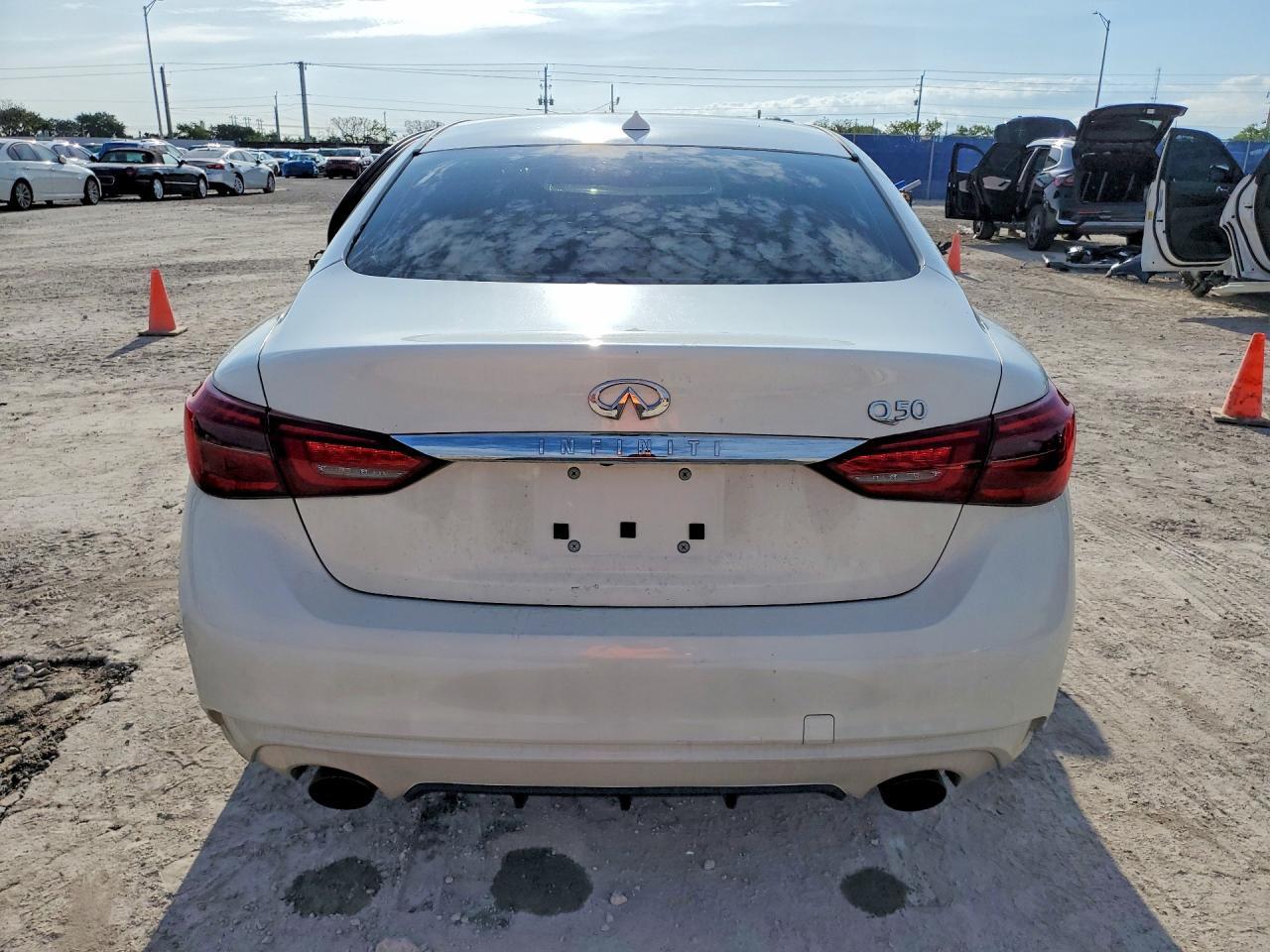 2018 INFINITI Q50