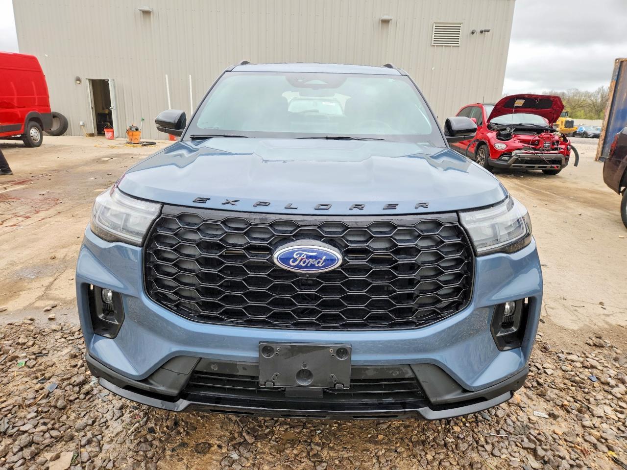 2025 FORD EXPLORER