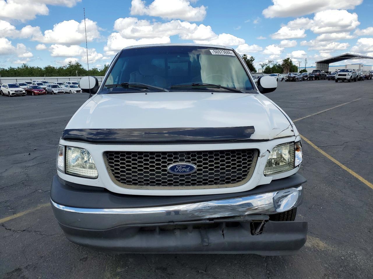 2002 FORD F-150 Lightning