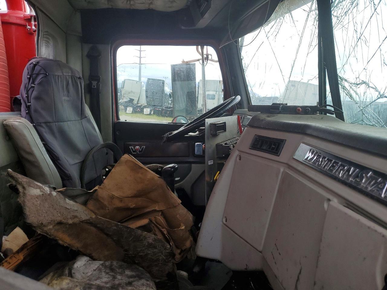 2015 WESTERN STAR/AUTO CAR