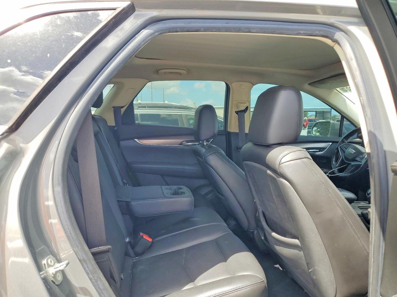 2018 CADILLAC XT5