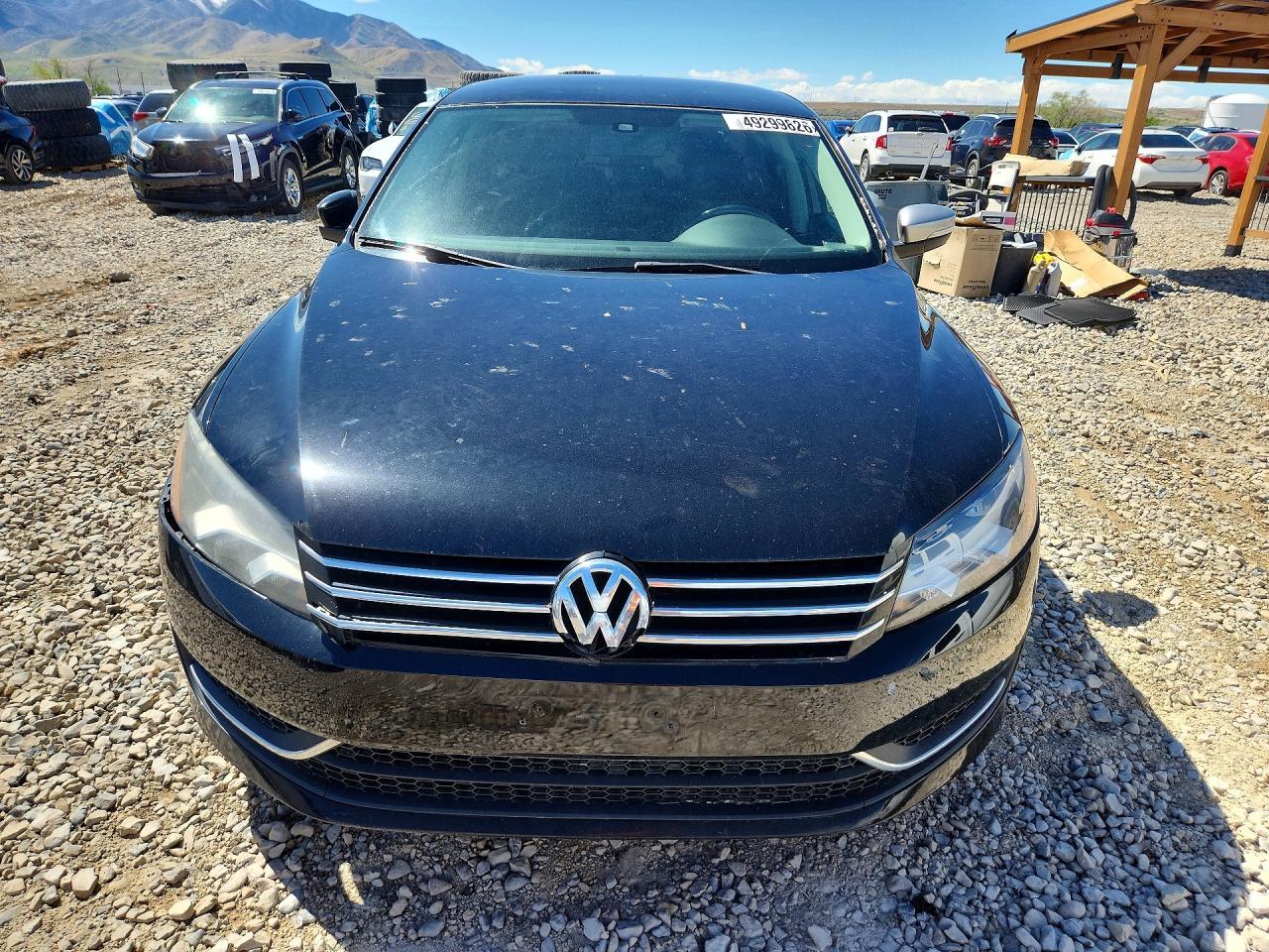 2014 VOLKSWAGEN Passat