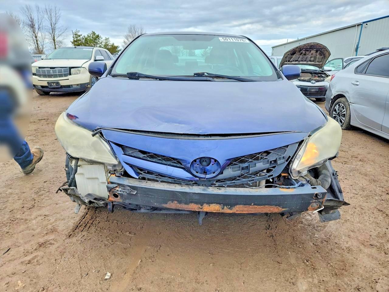 2011 TOYOTA COROLLA