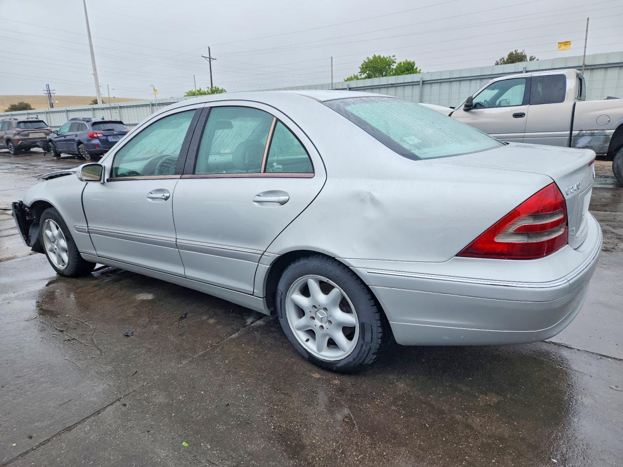2004 MERCEDES-BENZ C-CLASS