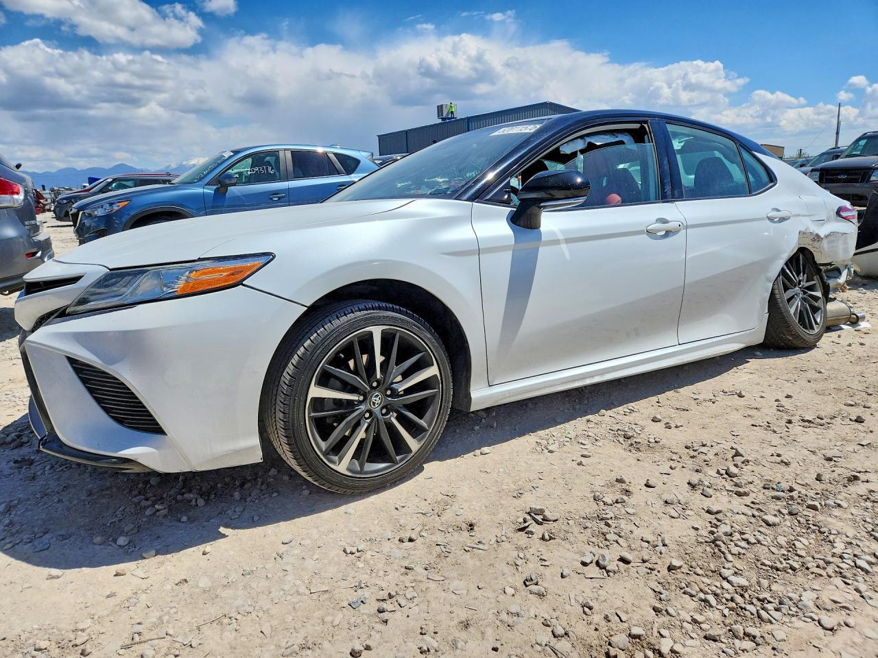 2020 TOYOTA CAMRY