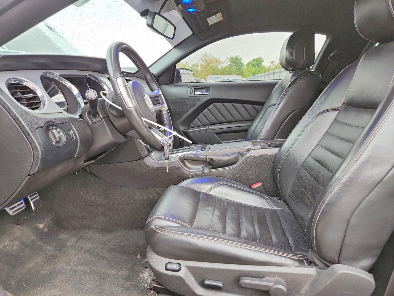 2013 FORD MUSTANG