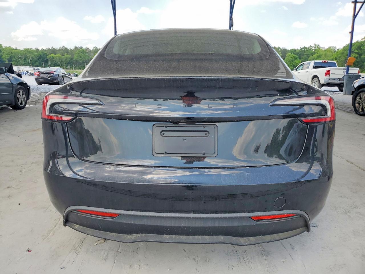 2026 TESLA MODEL 3