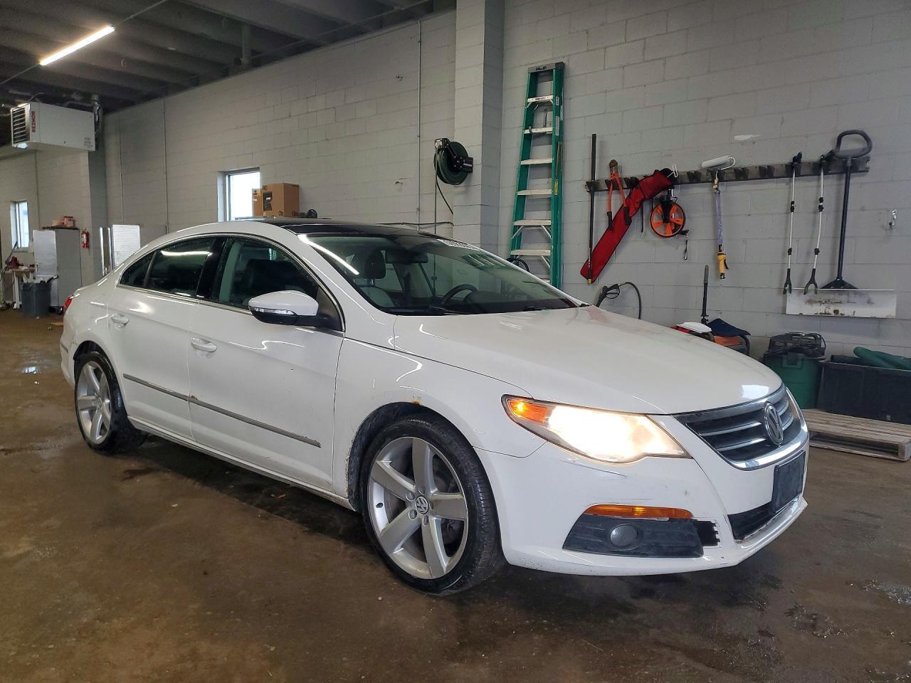 2011 VOLKSWAGEN CC