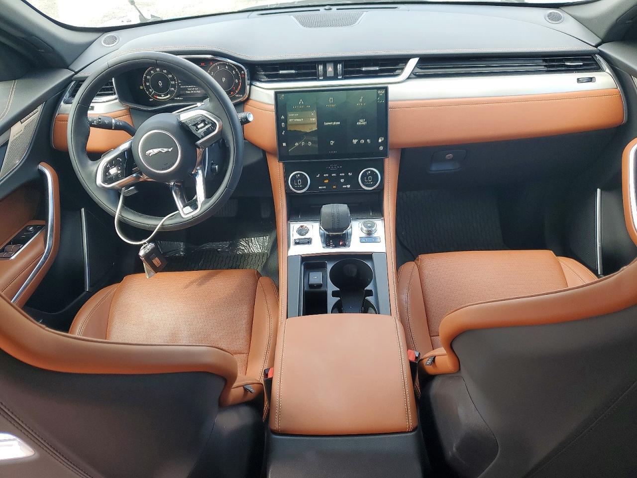 2024 JAGUAR F-Pace