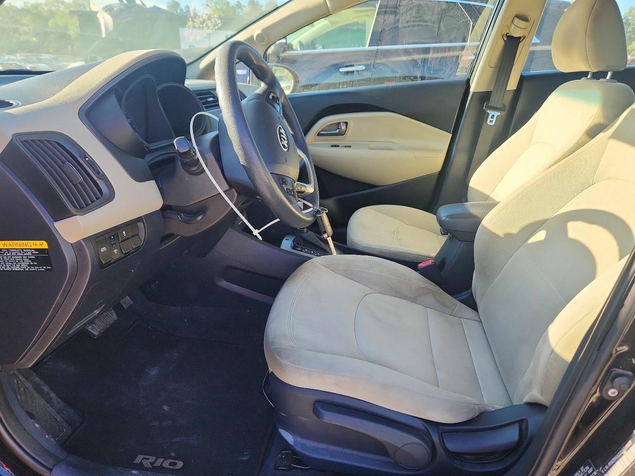2013 KIA RIO