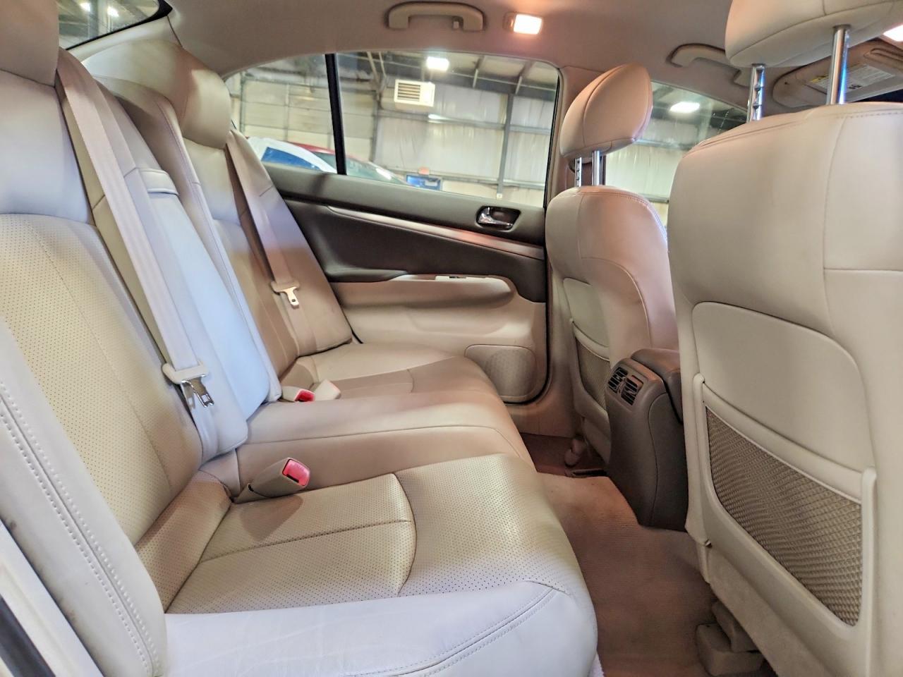 2011 INFINITI G25