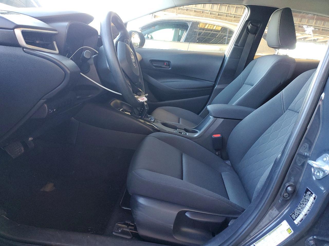 2025 TOYOTA COROLLA