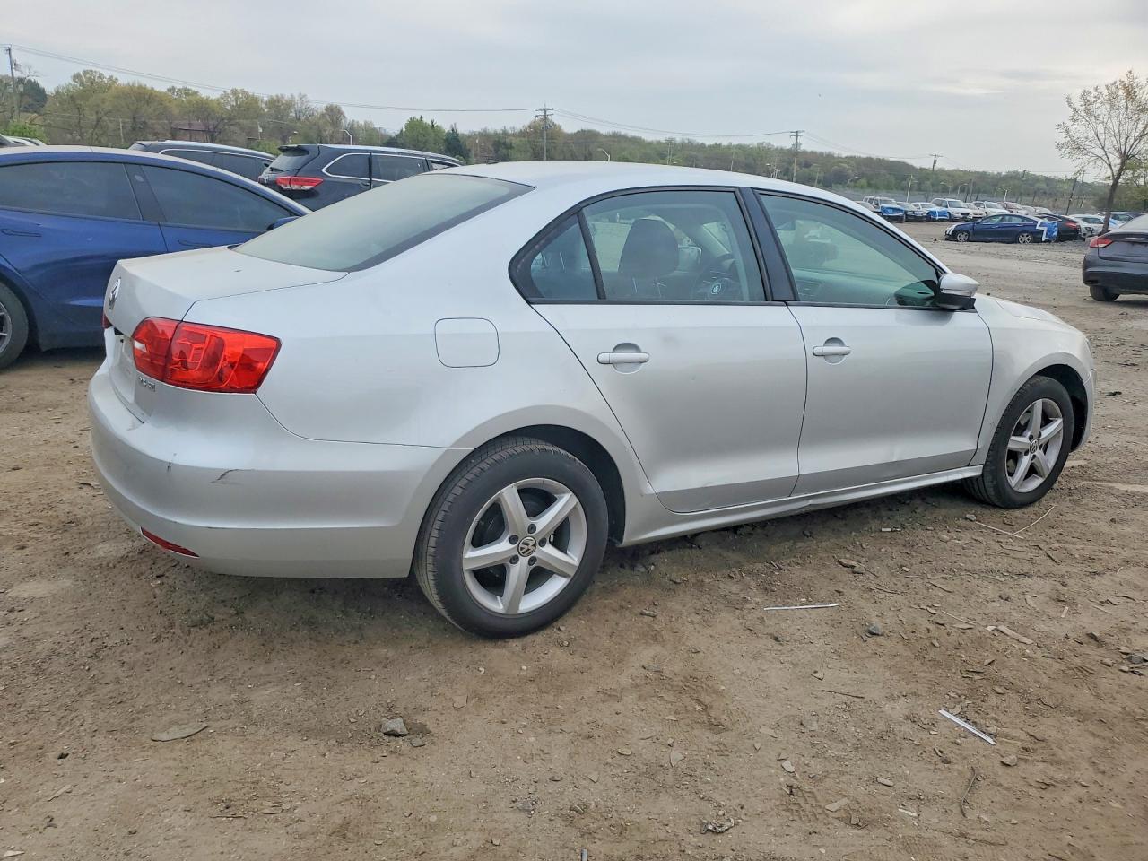 2012 VOLKSWAGEN JETTA