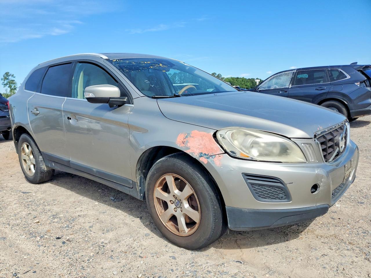 2012 VOLVO XC60