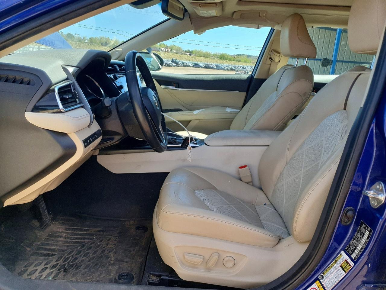 2018 TOYOTA CAMRY