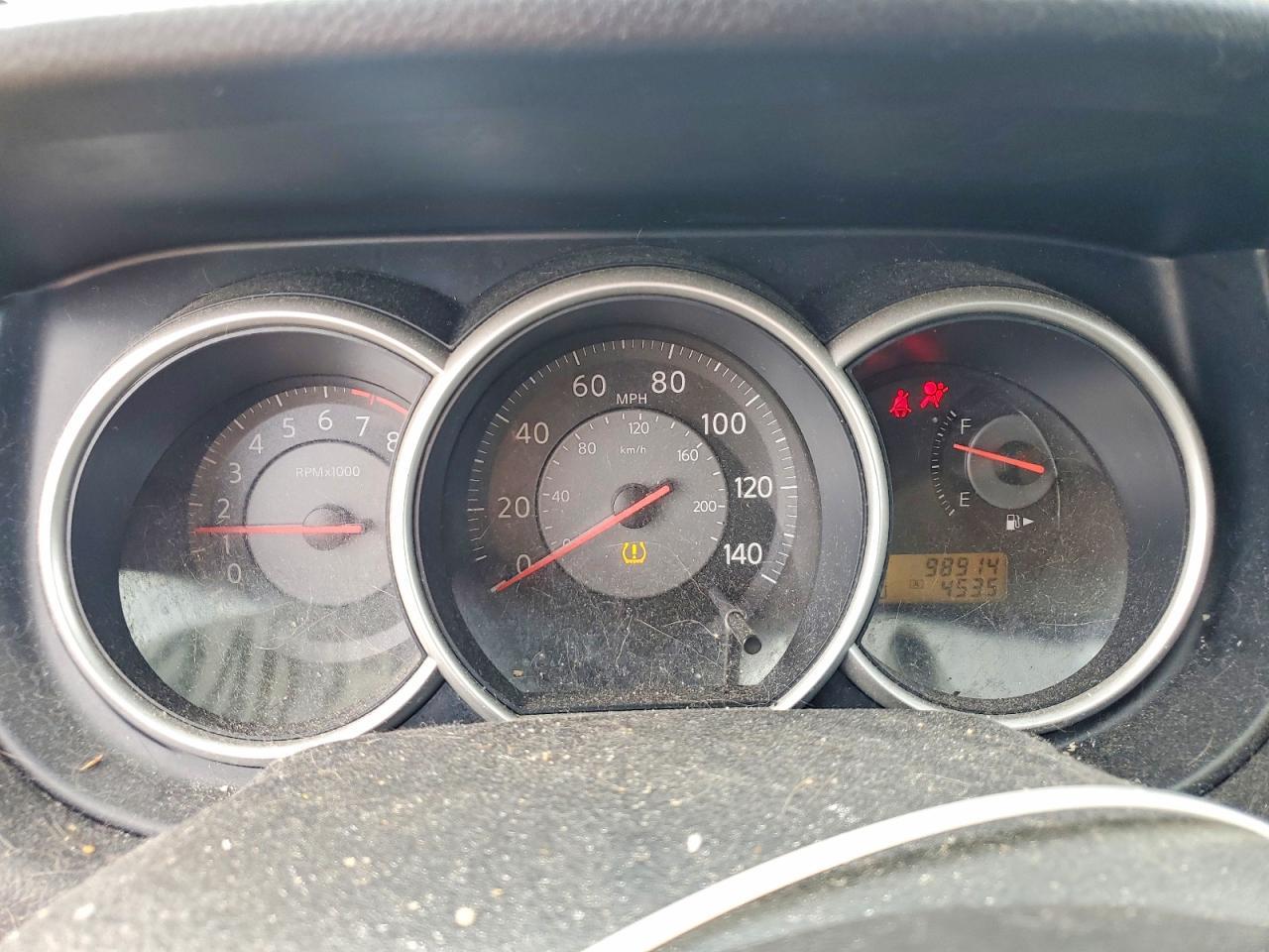 2009 NISSAN VERSA