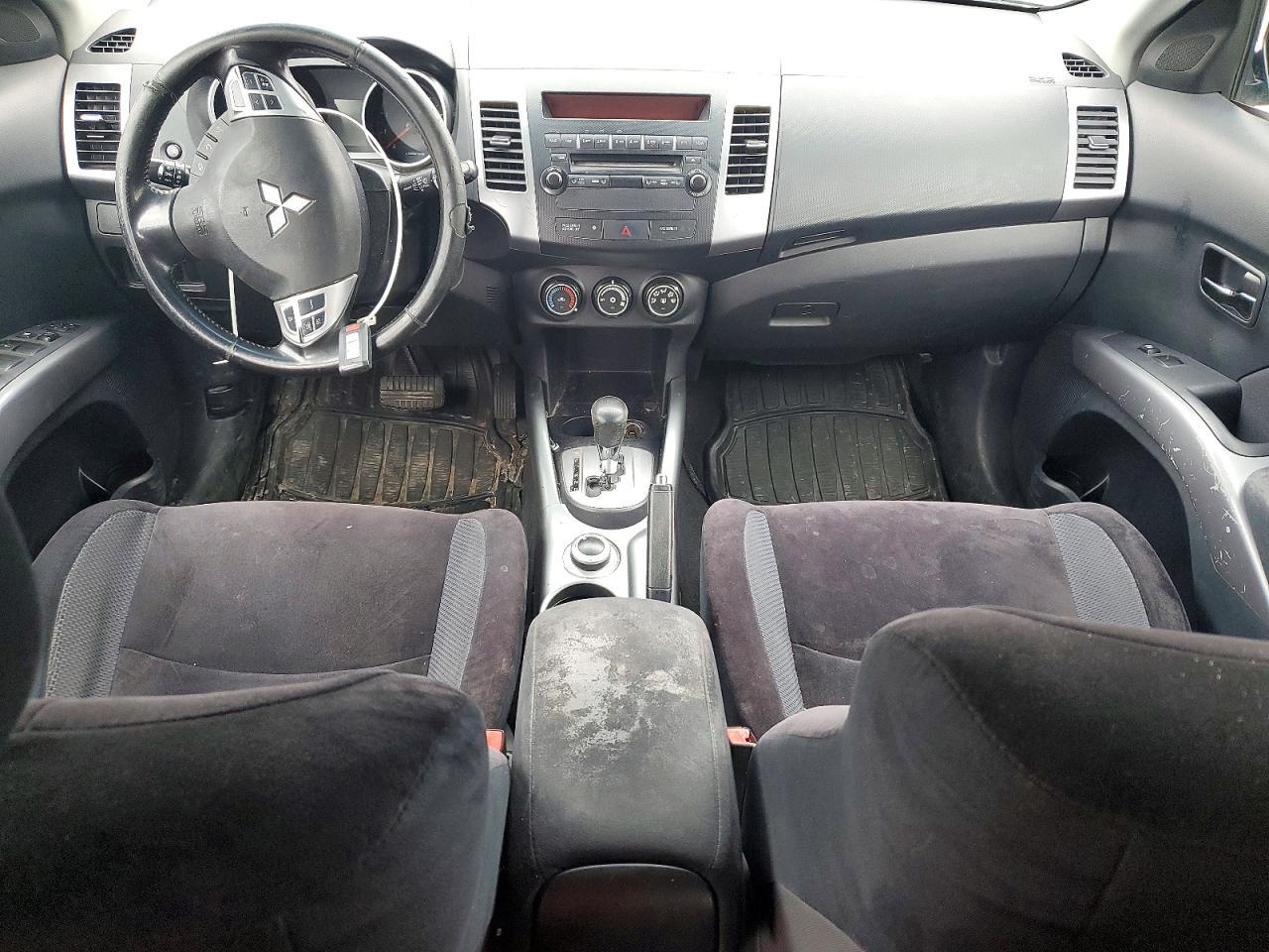 2010 MITSUBISHI outlander