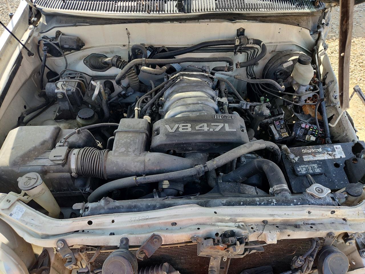 2004 TOYOTA Sequoia