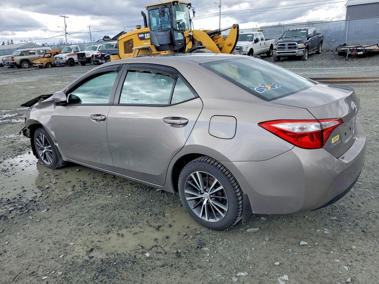 2016 TOYOTA COROLLA