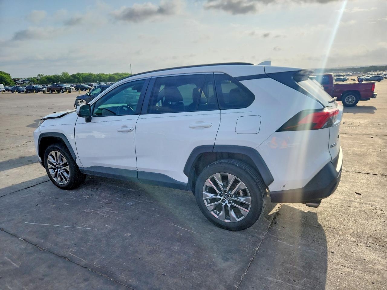 2019 TOYOTA RAV4