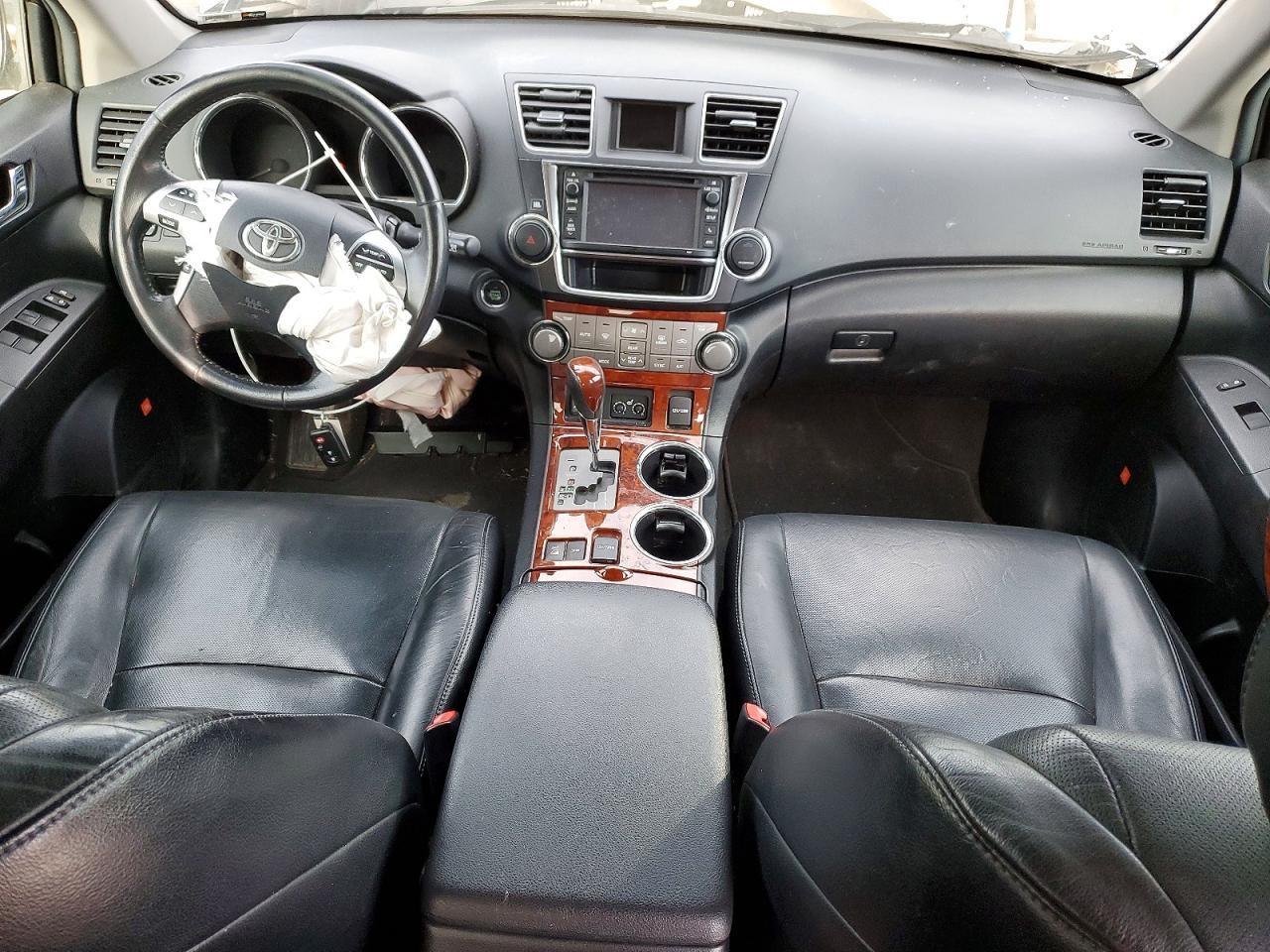 2013 TOYOTA HIGHLANDER