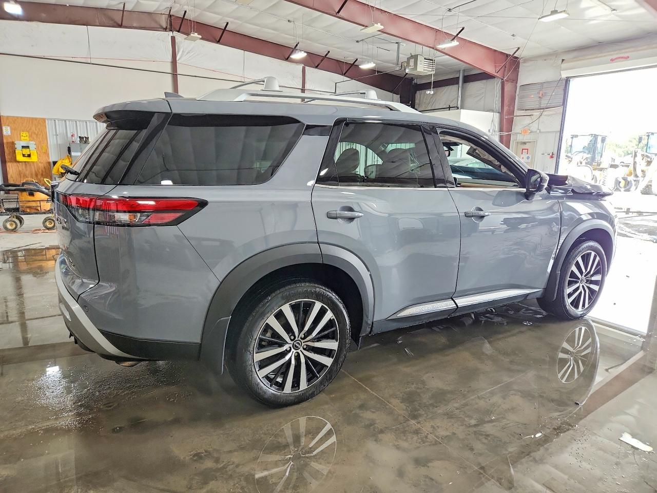 2023 NISSAN PATHFINDER