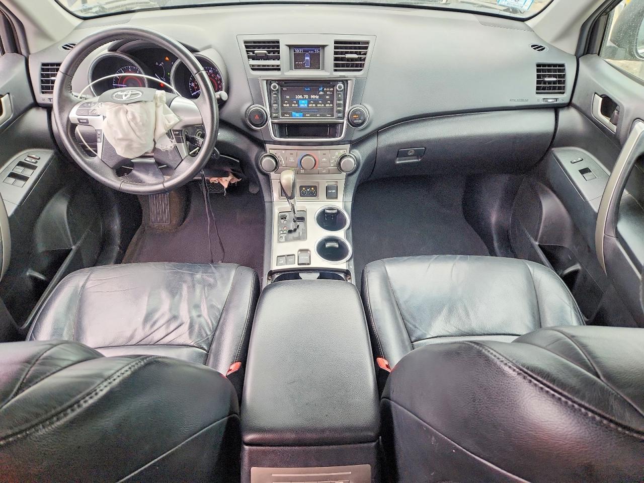 2013 TOYOTA HIGHLANDER