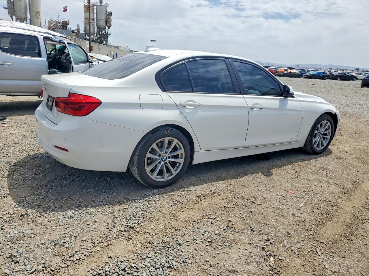 2017 BMW 3 SERIES