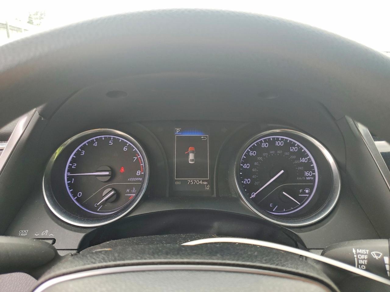 2018 TOYOTA CAMRY