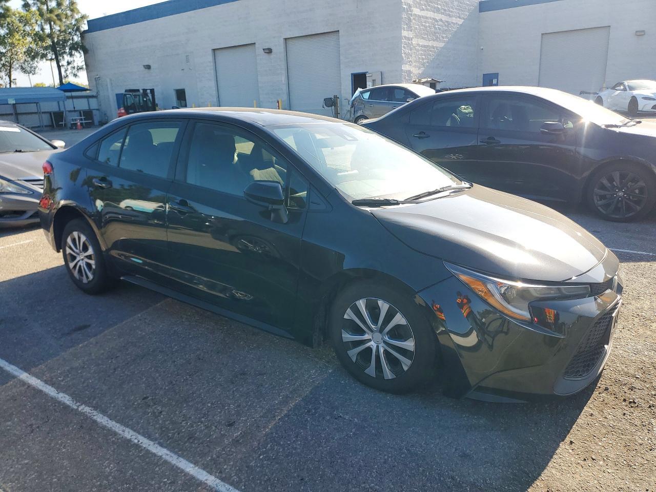 2022 TOYOTA COROLLA