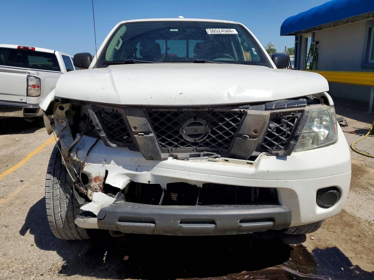 2015 NISSAN Frontier