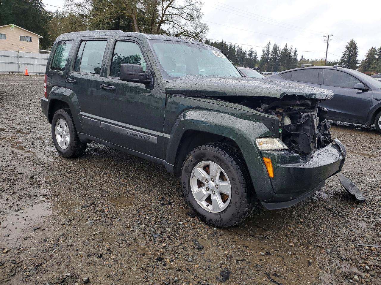 2011 JEEP Liberty