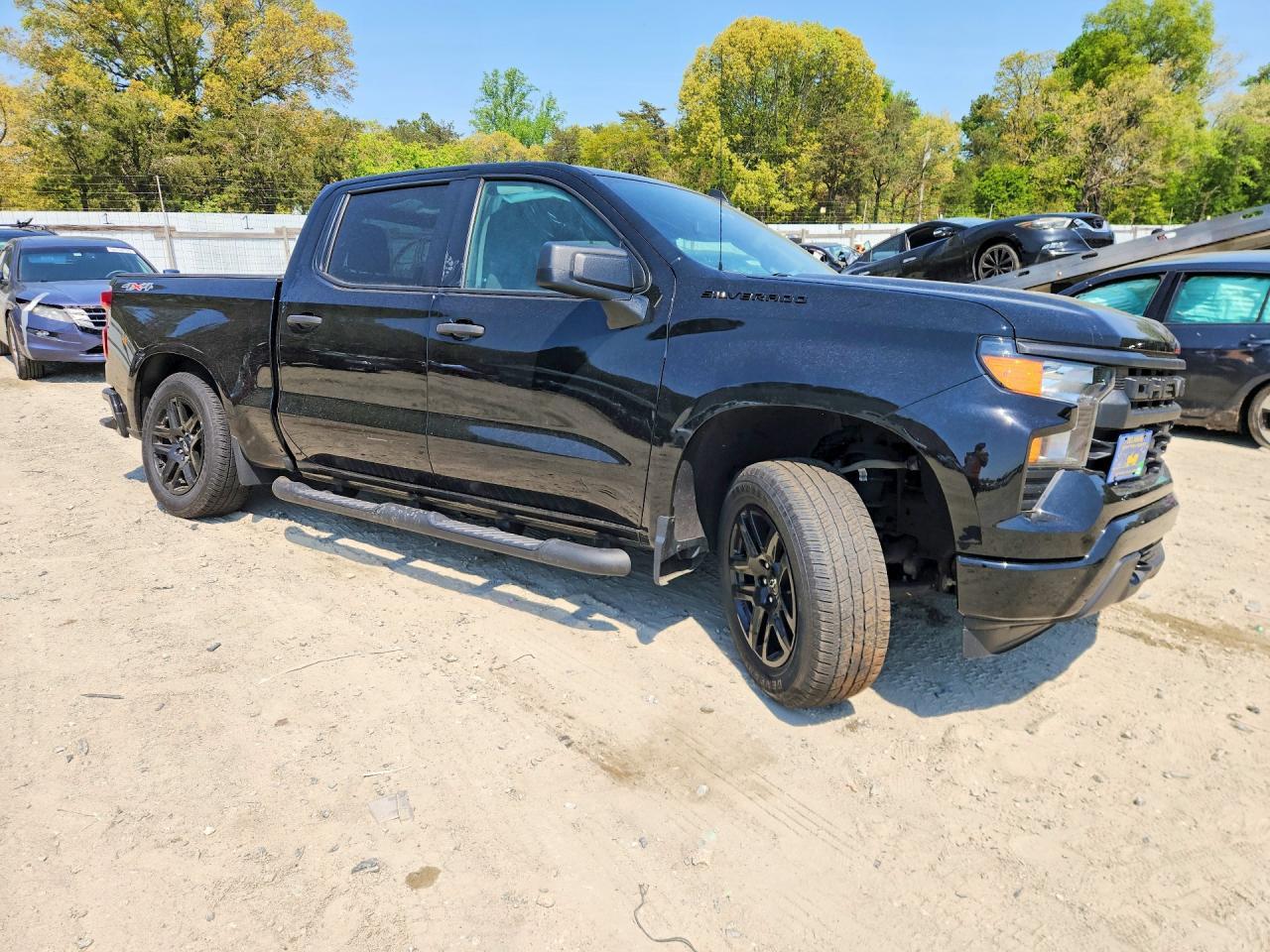 2023 CHEVROLET Silverado