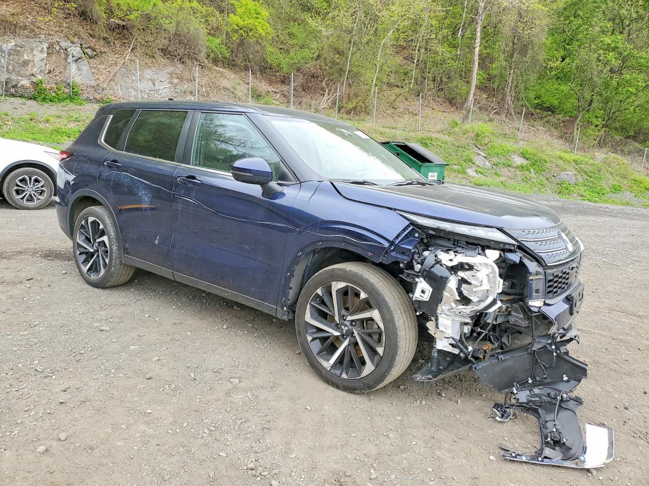 2022 MITSUBISHI outlander