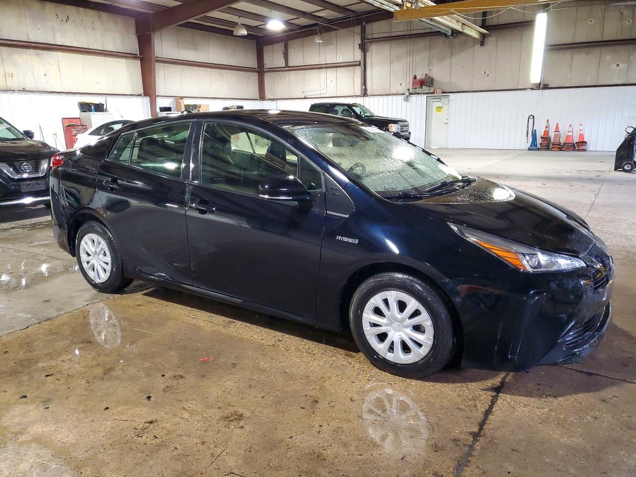 2022 TOYOTA PRIUS