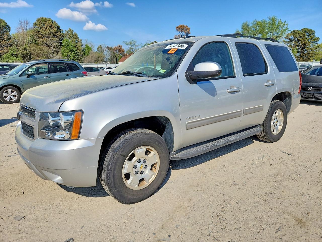 2011 CHEVROLET Tahoe