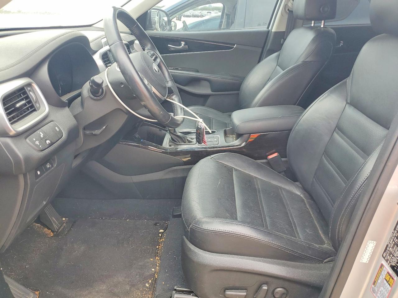 2019 KIA SORENTO