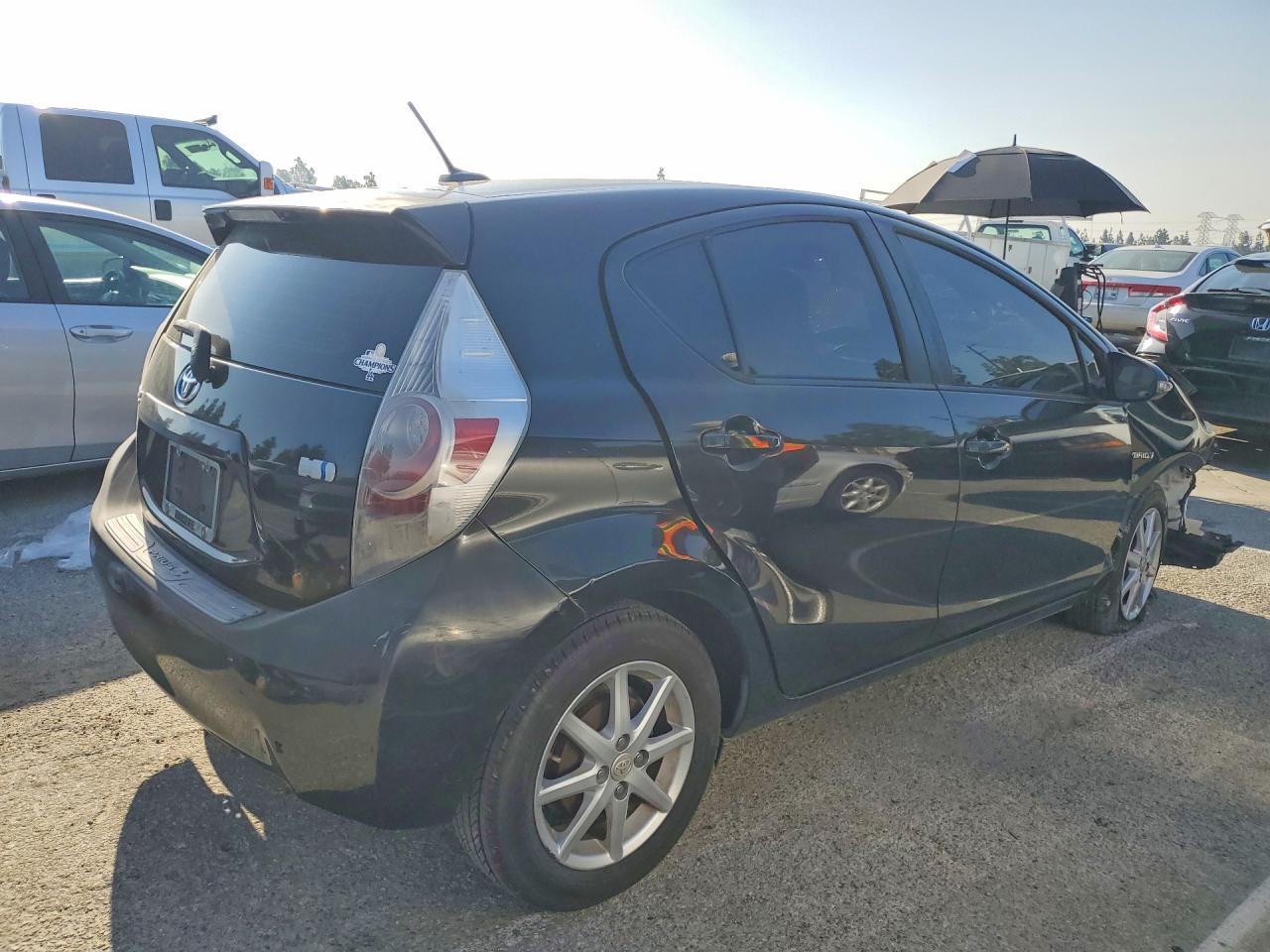 2013 TOYOTA Prius c