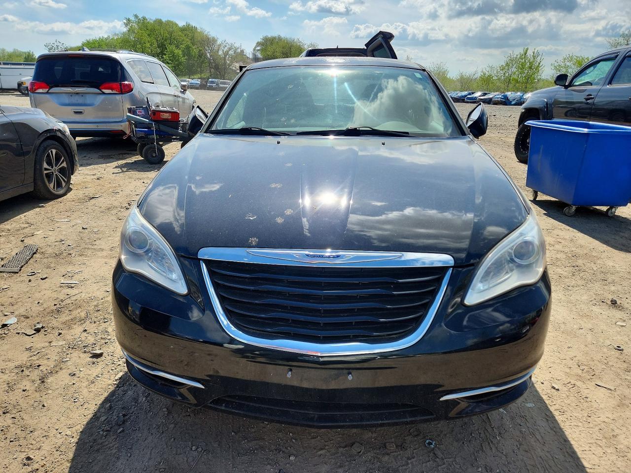 2014 CHRYSLER 200