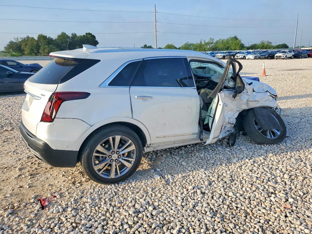 2023 CADILLAC XT5