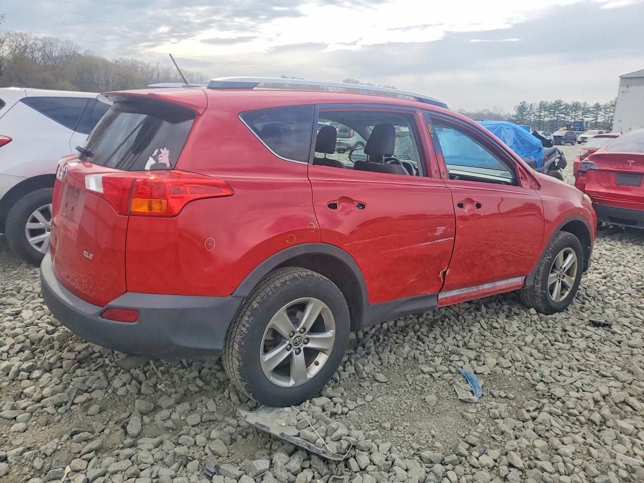 2015 TOYOTA RAV4