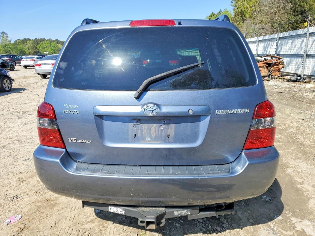 2005 TOYOTA HIGHLANDER