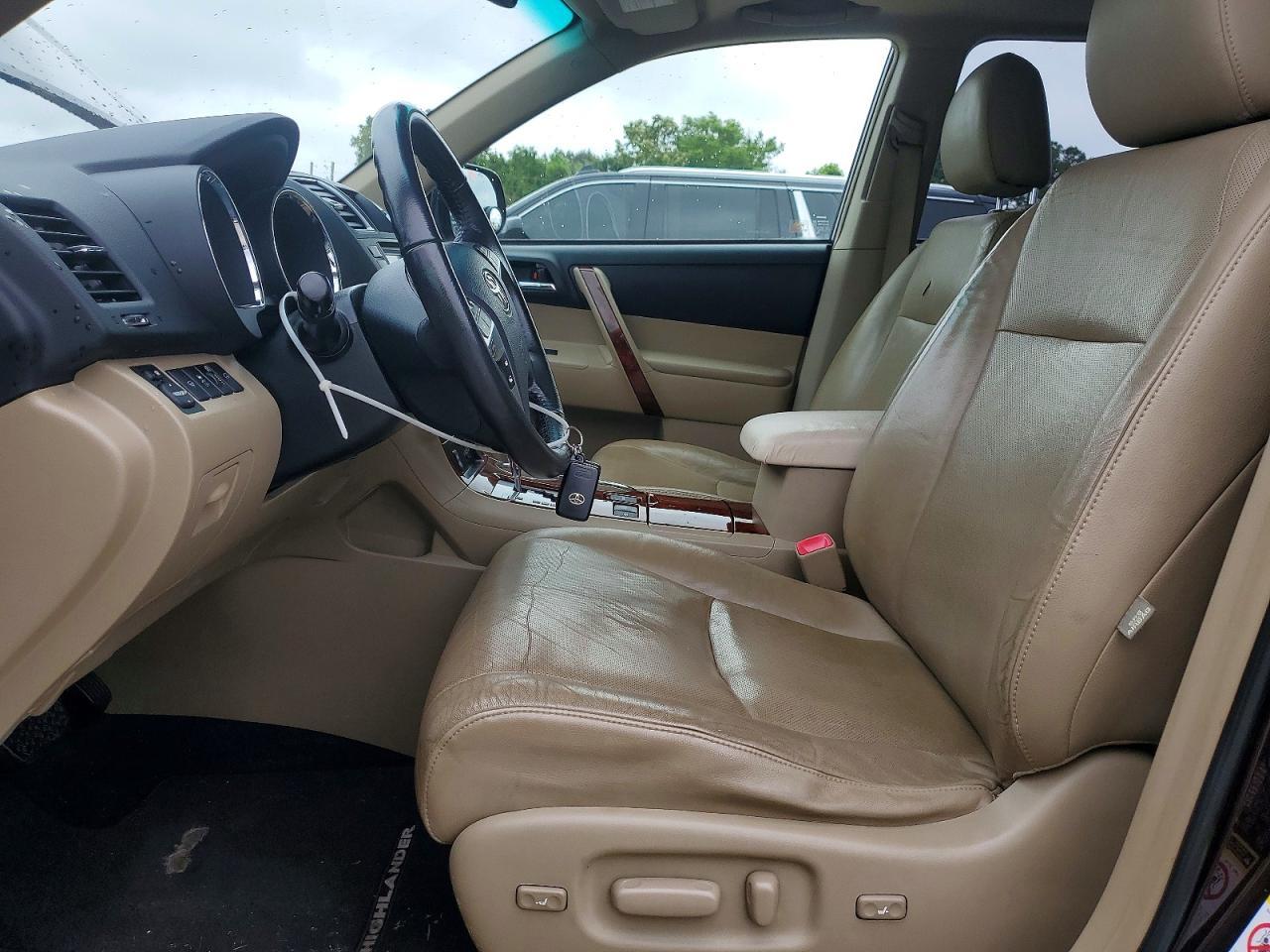 2011 TOYOTA Highlander Hybrid