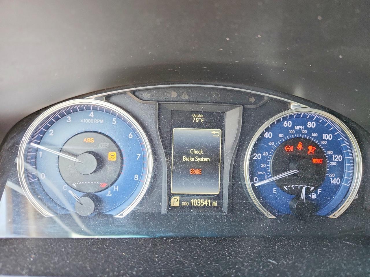 2016 TOYOTA CAMRY