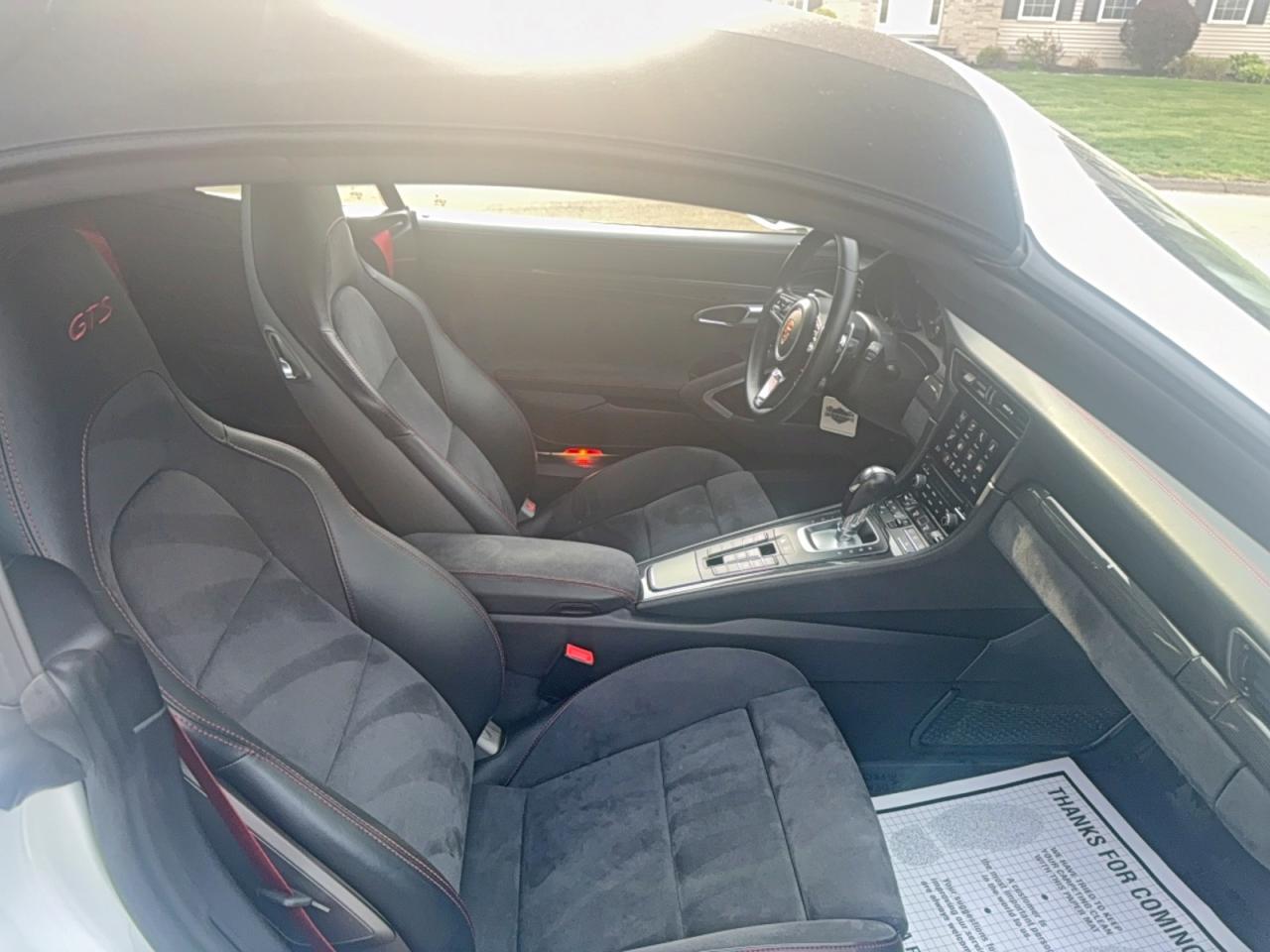 2017 PORSCHE 911